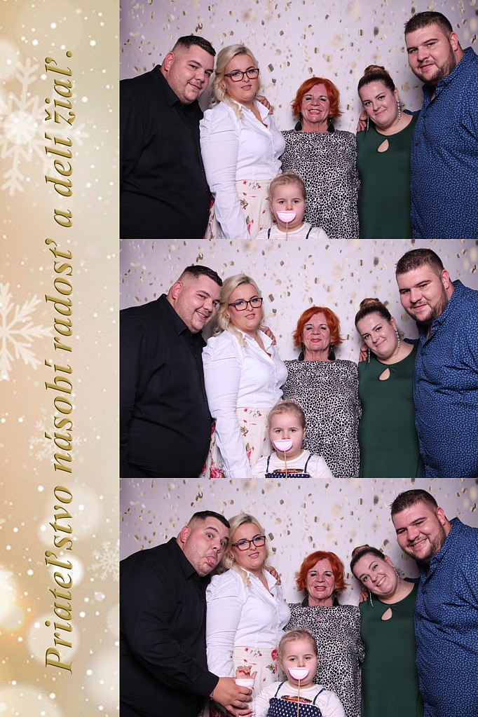 oslava s funface fotobox