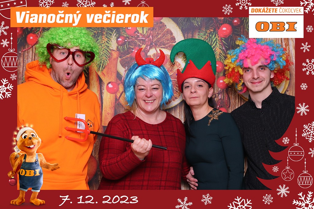 Vianočný večierok OBI 