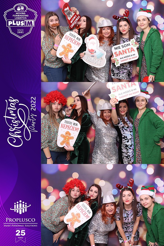 Plus Im Christmas party 