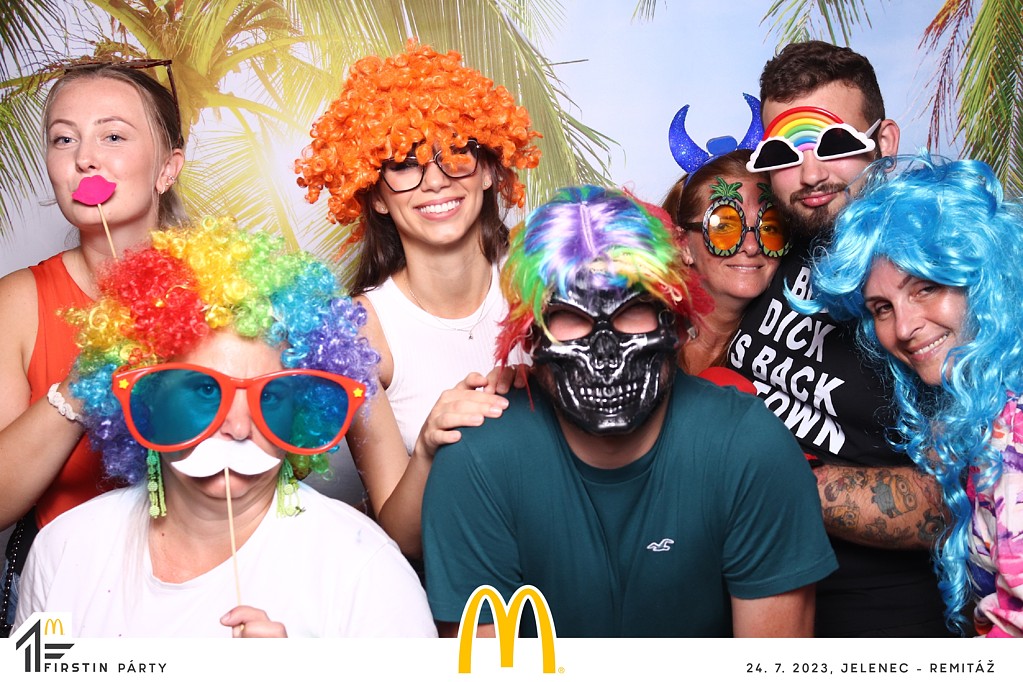Firstin párty 