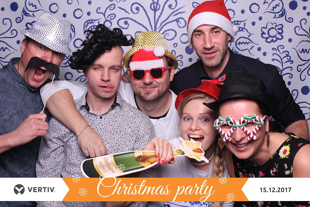 christmas party vertiv
